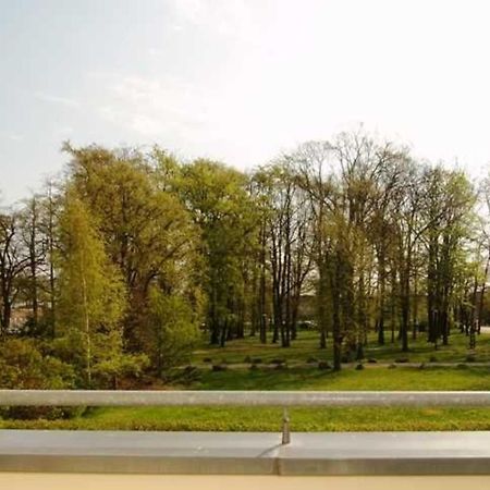Отель Unter Den Kolonnaden 13 Кюлунгсборн Экстерьер фото